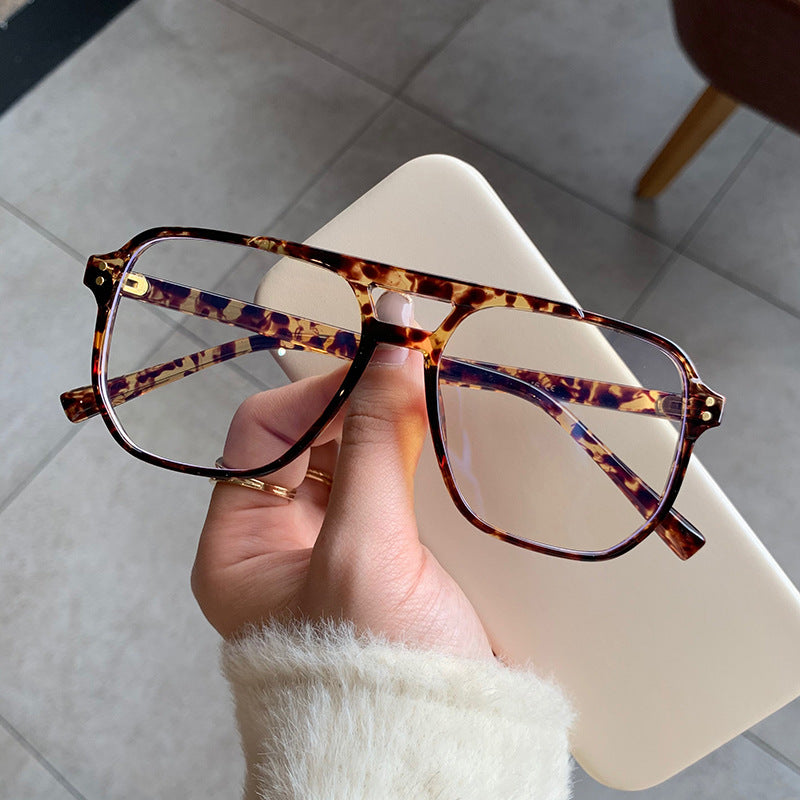Brille für Männer und Frauen